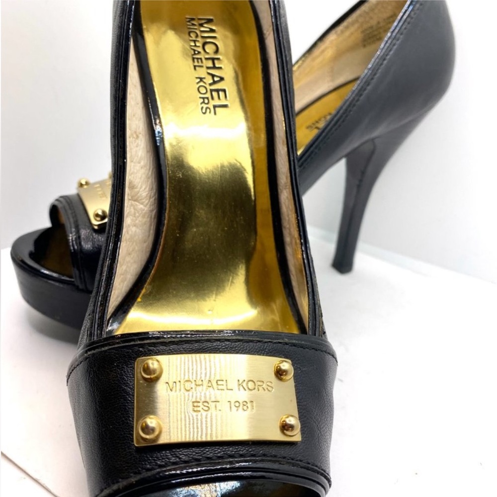 Michael Kors black platform heels- size 9